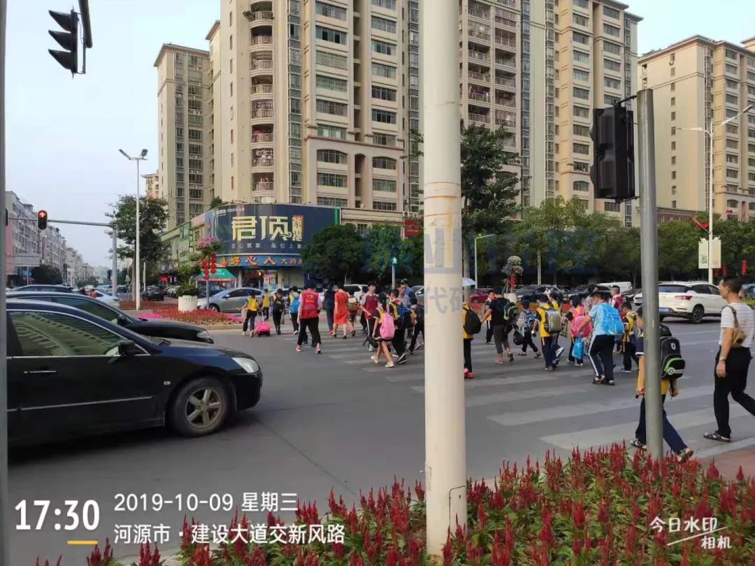 圖17 機(jī)動車尾車與行人沖突