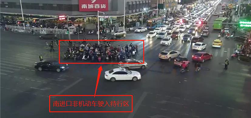 圖8 晚高峰路口南進(jìn)口非機(jī)動車駛?cè)氪袇^(qū)（優(yōu)化后）