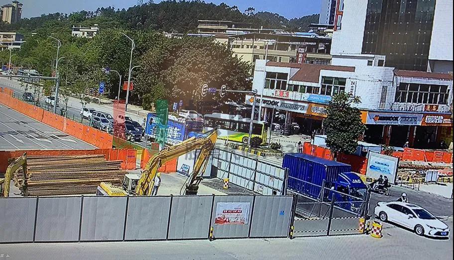 圖19 南進口車輛繞行至南出口通行