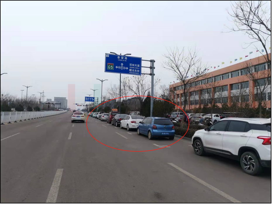 圖10 藝苑街、雙林大道機(jī)動(dòng)車(chē)規(guī)范停入臨時(shí)停車(chē)位